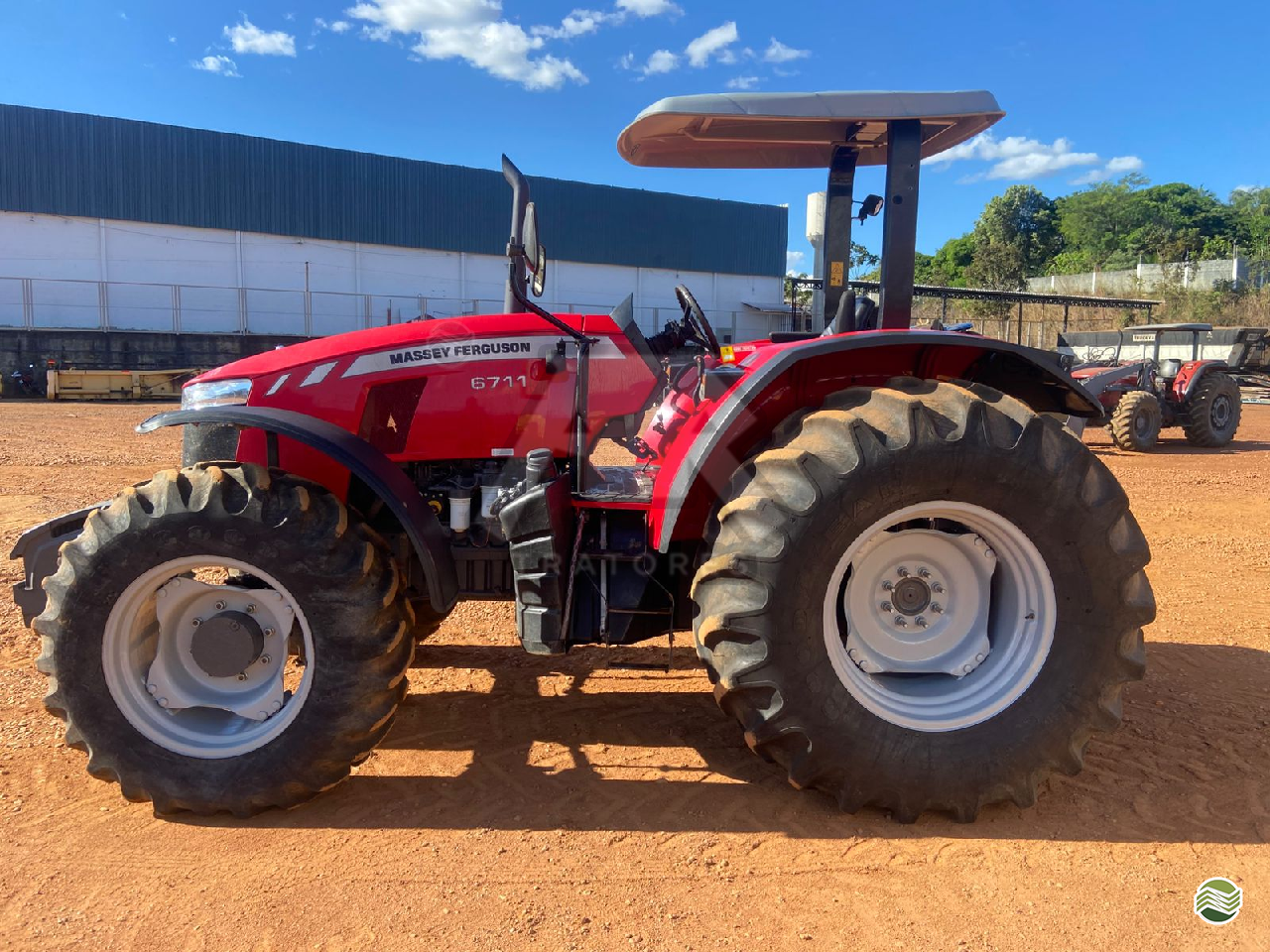TRATOR MASSEY FERGUSON MF 6711 Tração 4x4 ATR Tratores PALMAS TOCANTINS TO